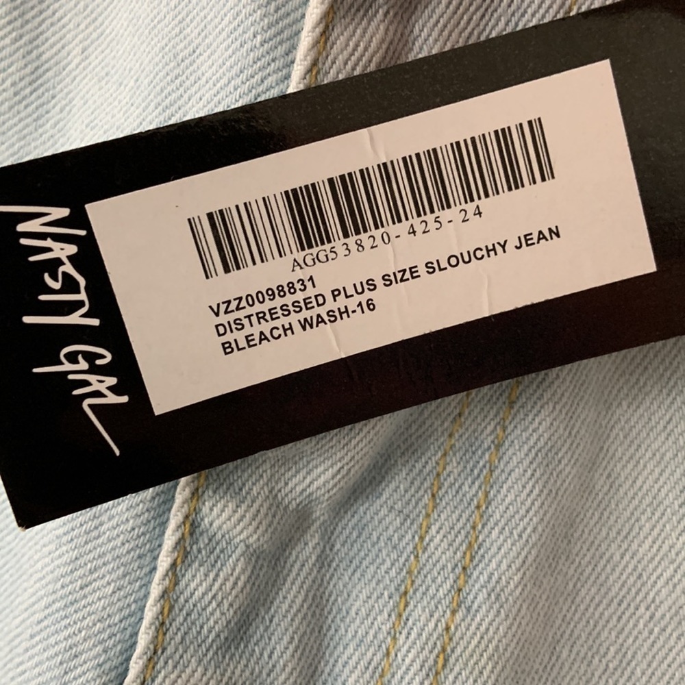 Nasty Gal Distressed Light Wash Slouchy Jeans - Picture 5 of 6